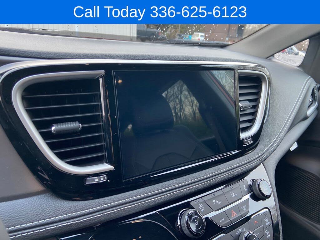 2026 Chrysler Pacifica