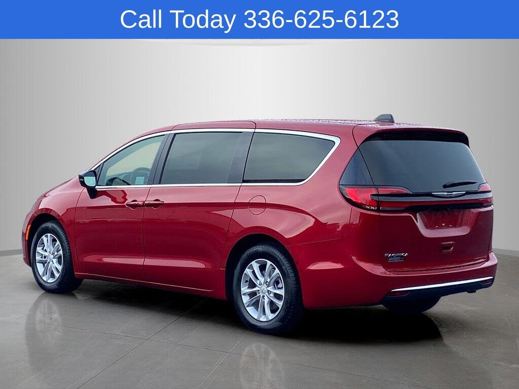 2026 Chrysler Pacifica