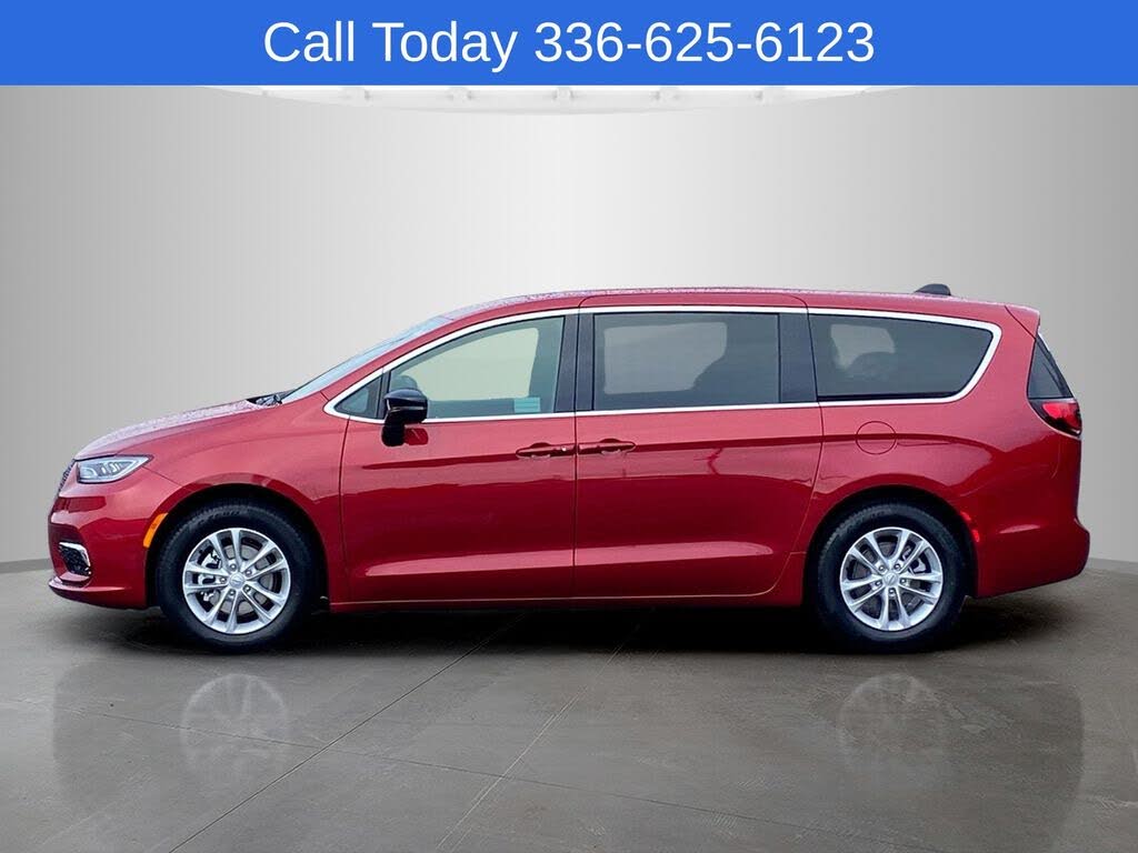 2026 Chrysler Pacifica