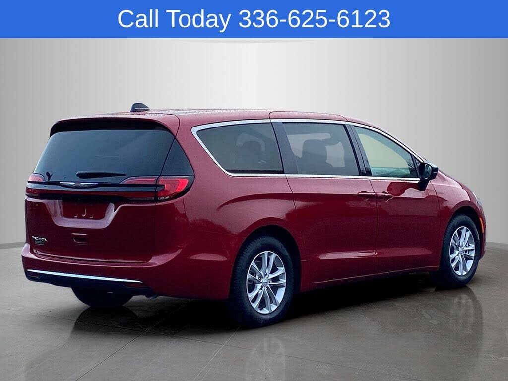 2026 Chrysler Pacifica