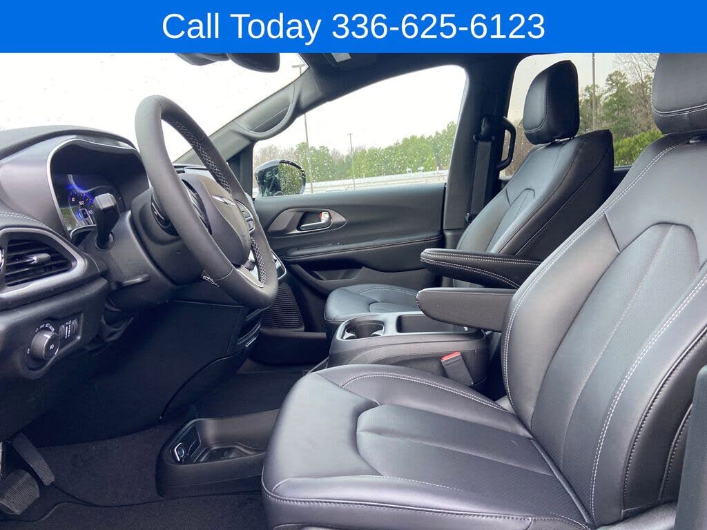 2026 Chrysler Pacifica