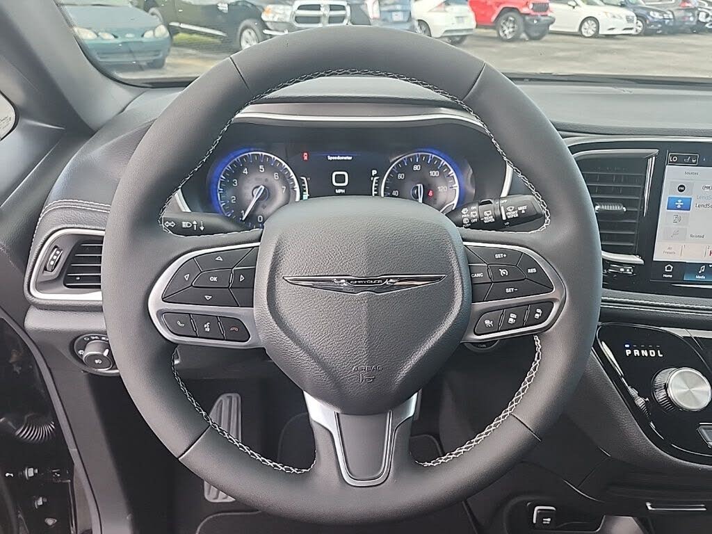 2026 Chrysler Pacifica
