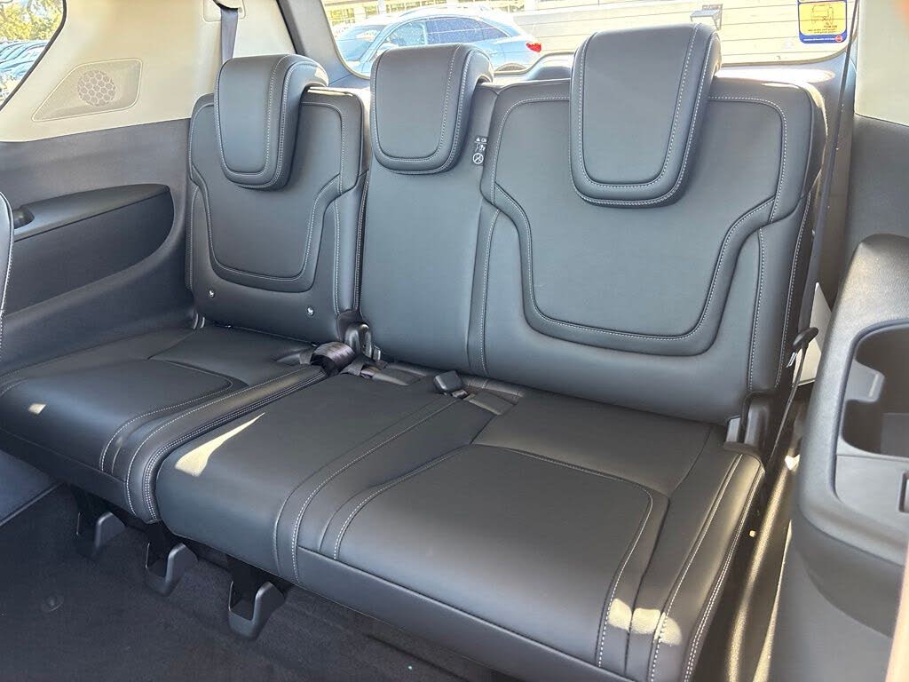 2027 Infiniti QX80