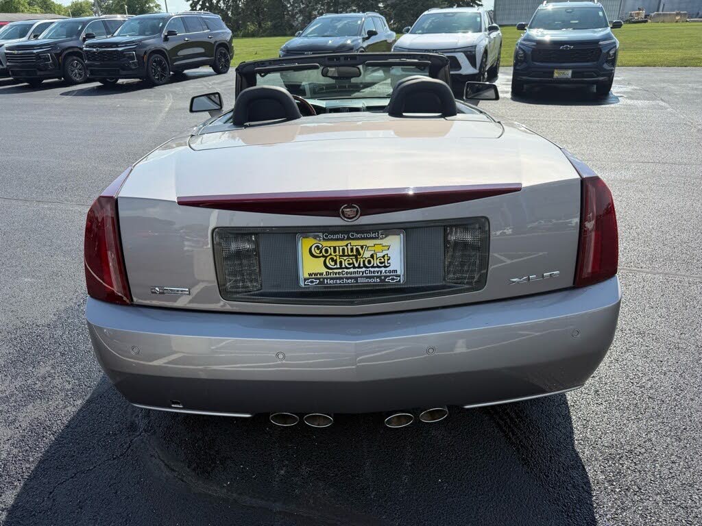 2005 Cadillac XLR