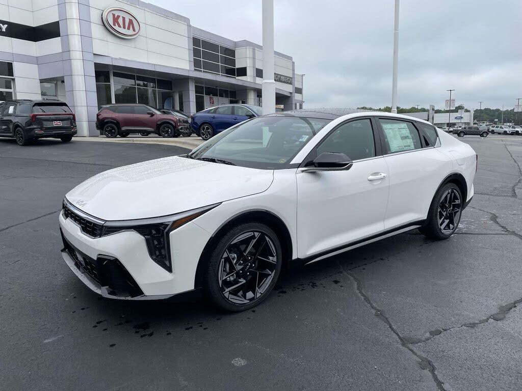 2026 Kia K4