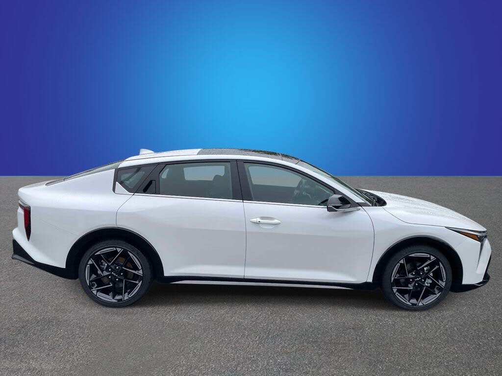 2026 Kia K4