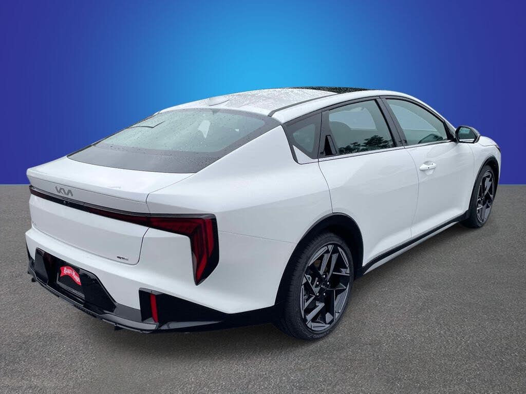 2026 Kia K4