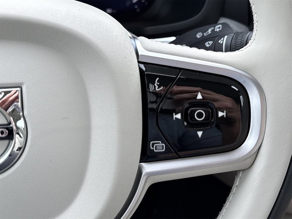 2026 Volvo V60 Cross Country