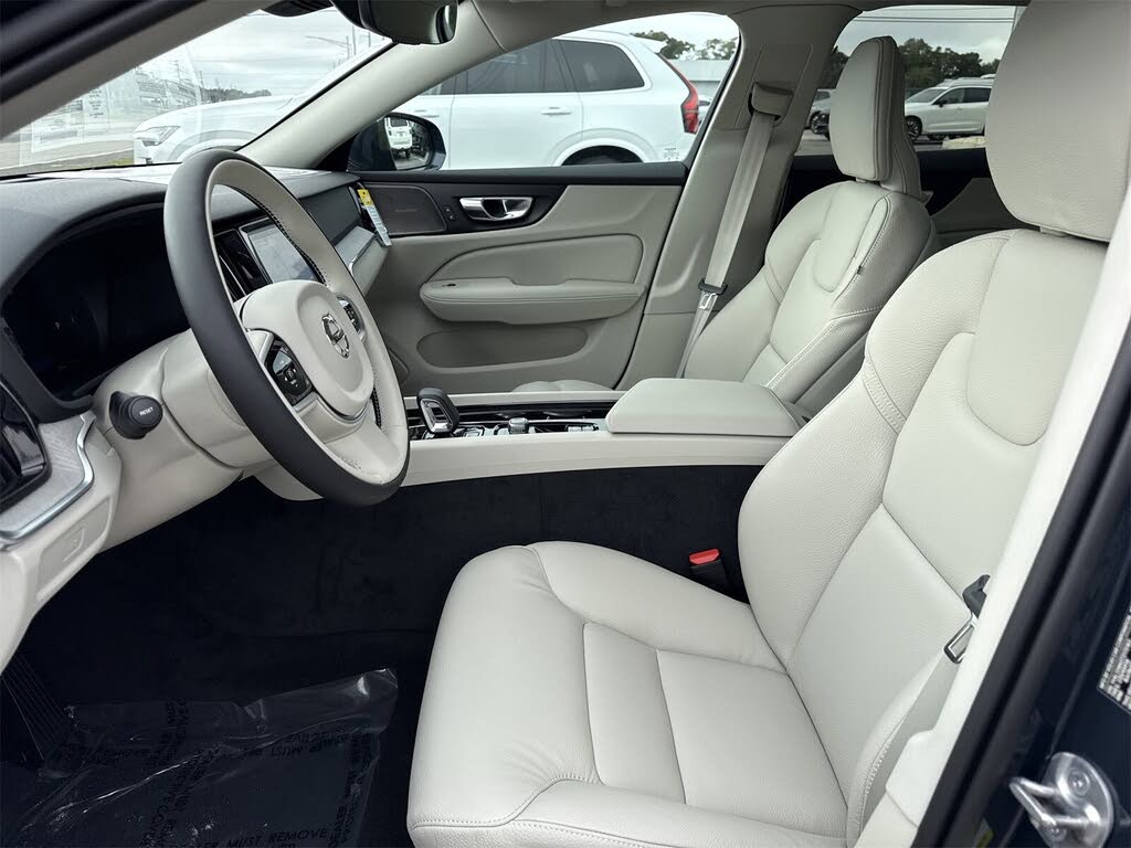2026 Volvo V60 Cross Country