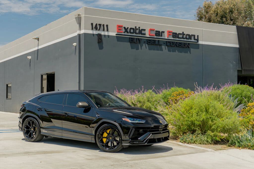 2024 Lamborghini Urus Performante for sale in Tustin, CA
