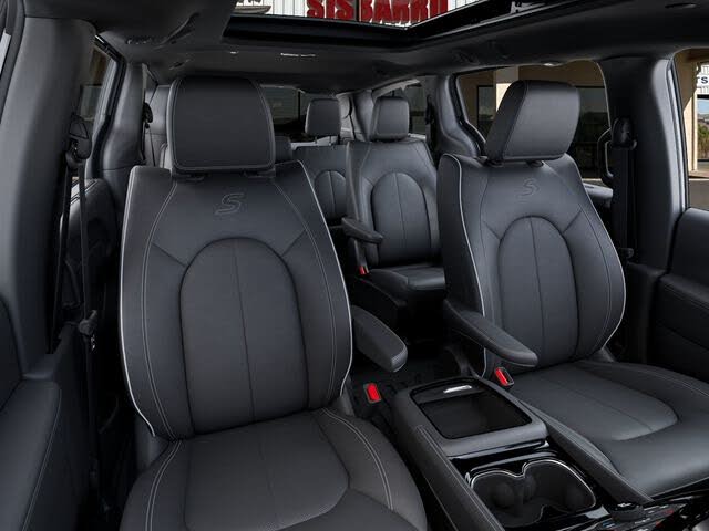 2025 Chrysler Pacifica