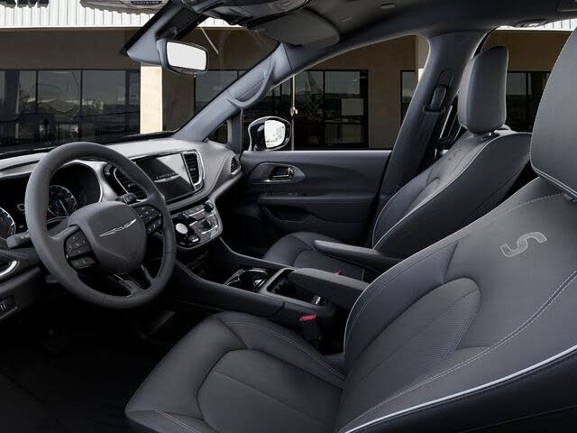 2025 Chrysler Pacifica