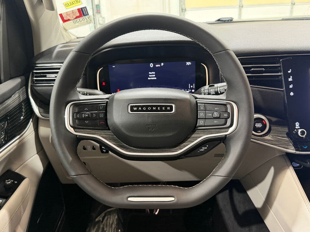 2022 Jeep Wagoneer