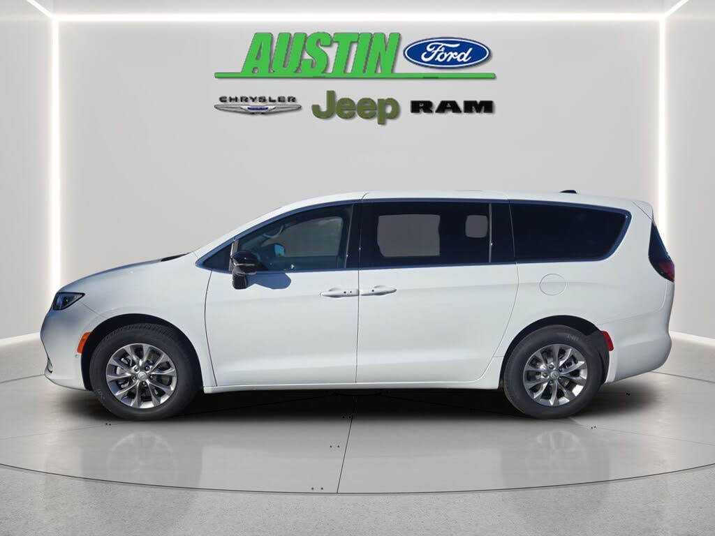 2026 Chrysler Pacifica