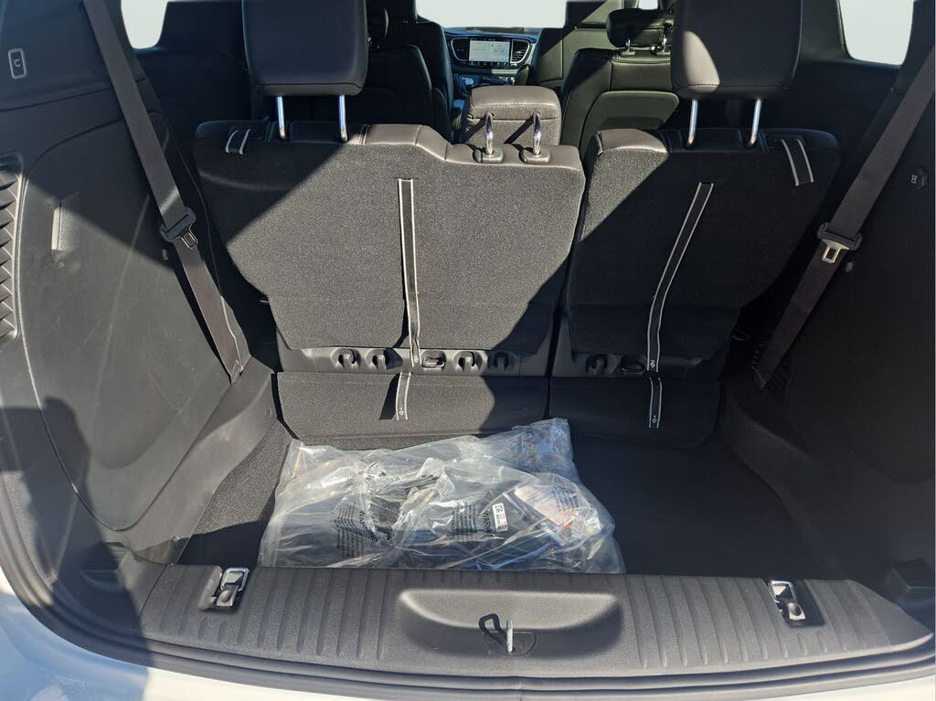 2026 Chrysler Pacifica