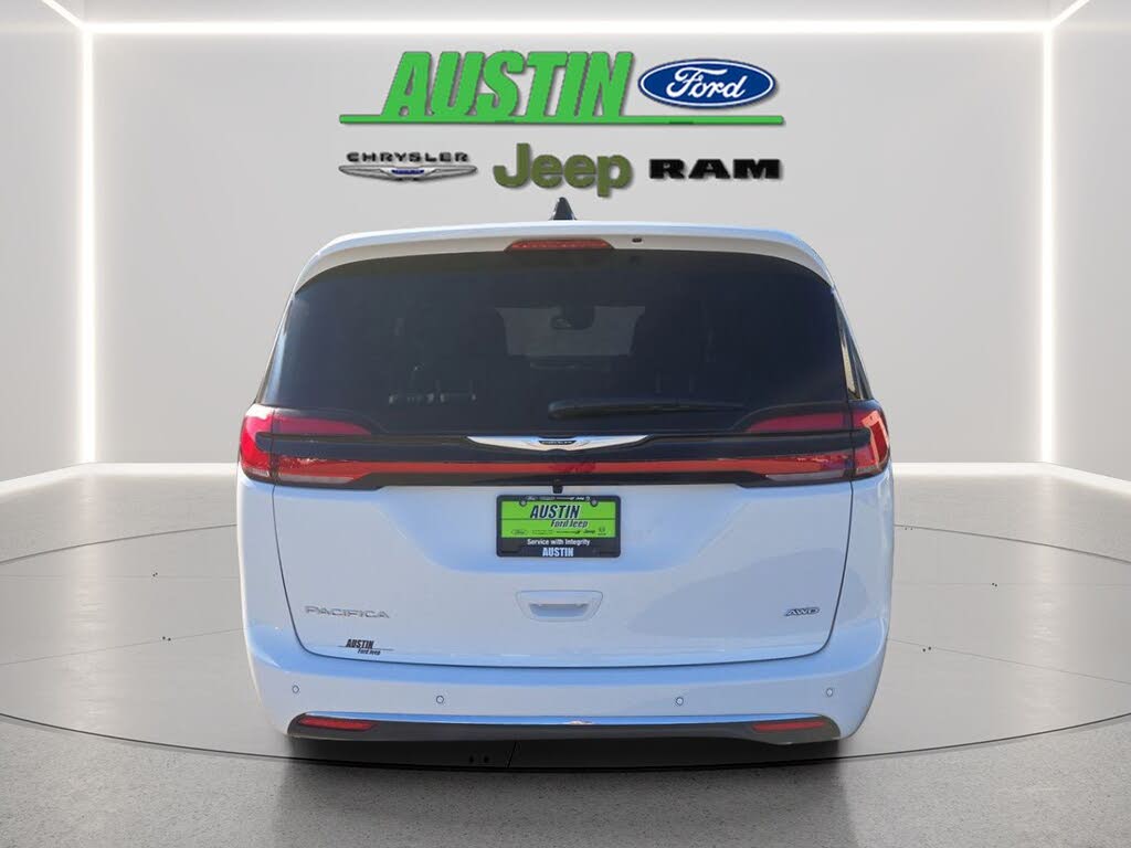 2026 Chrysler Pacifica