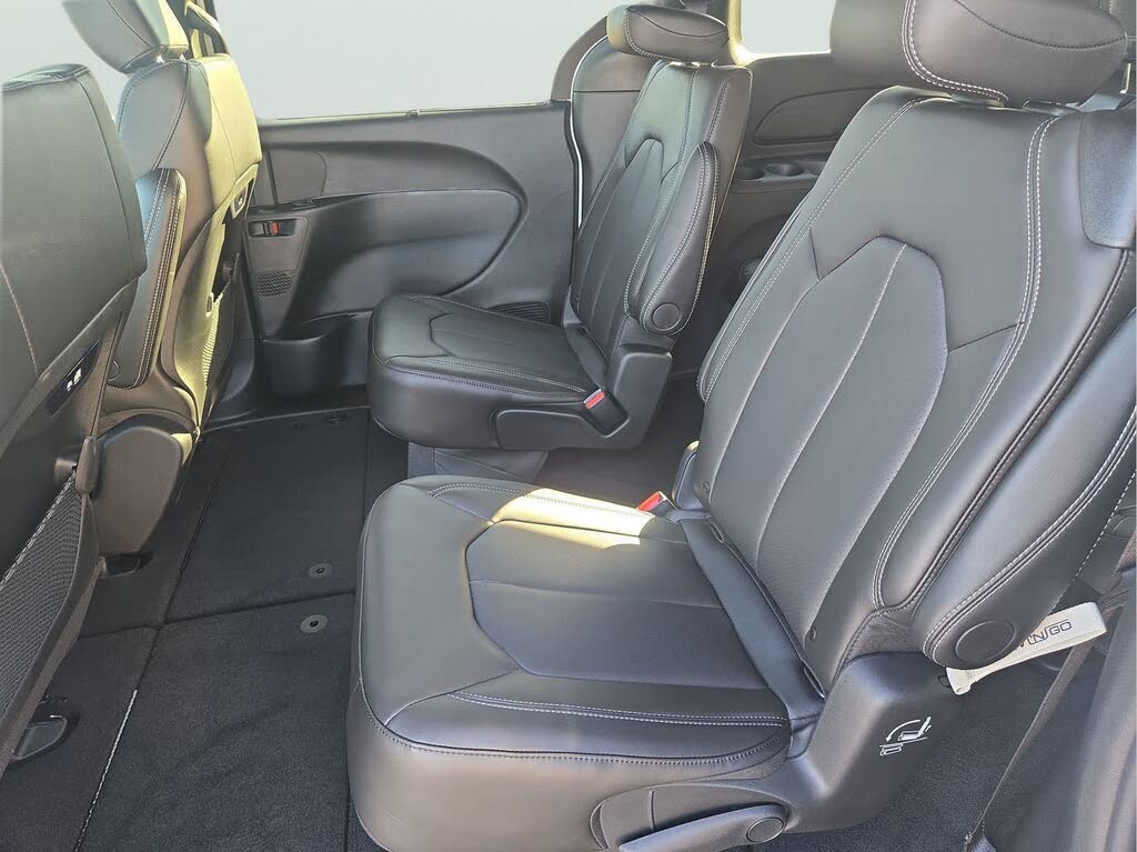 2026 Chrysler Pacifica