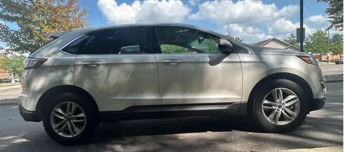 2016 Ford Edge