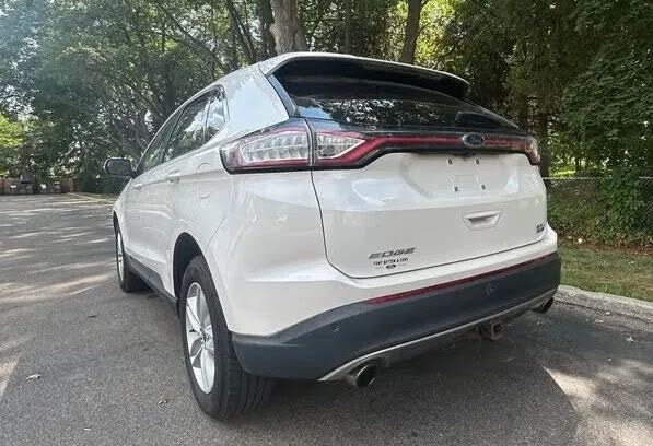 2016 Ford Edge