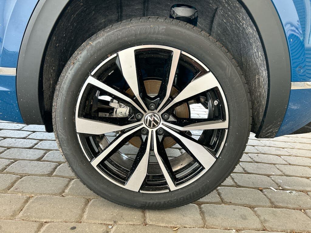 2025 Volkswagen Atlas Cross Sport