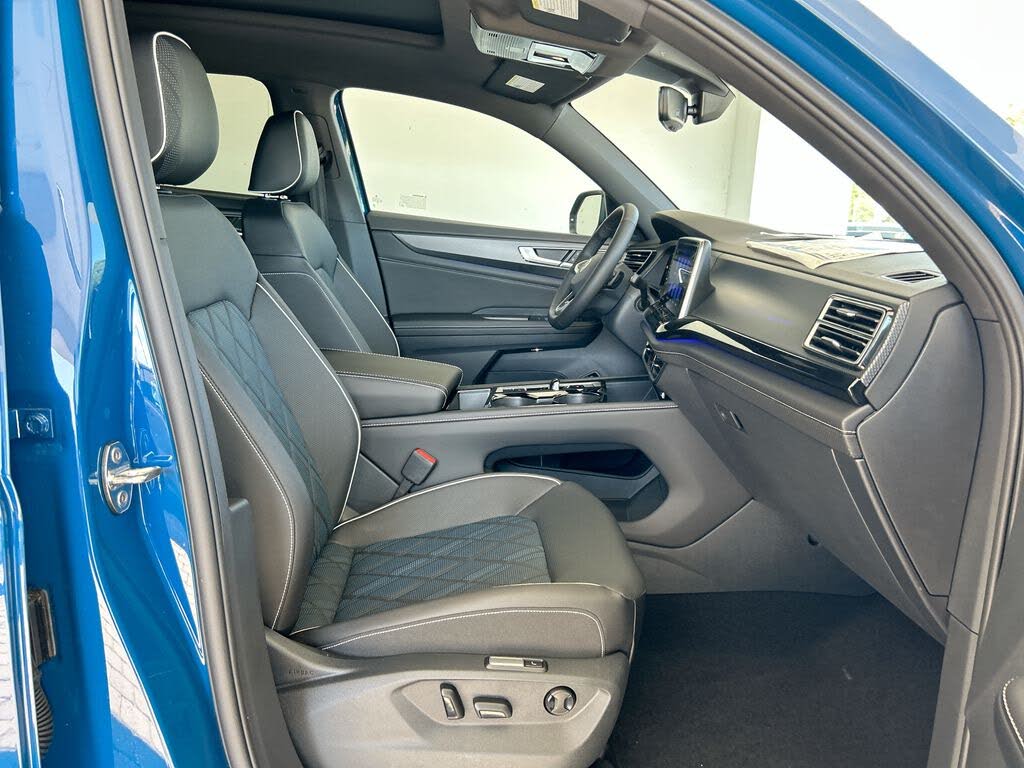 2025 Volkswagen Atlas Cross Sport