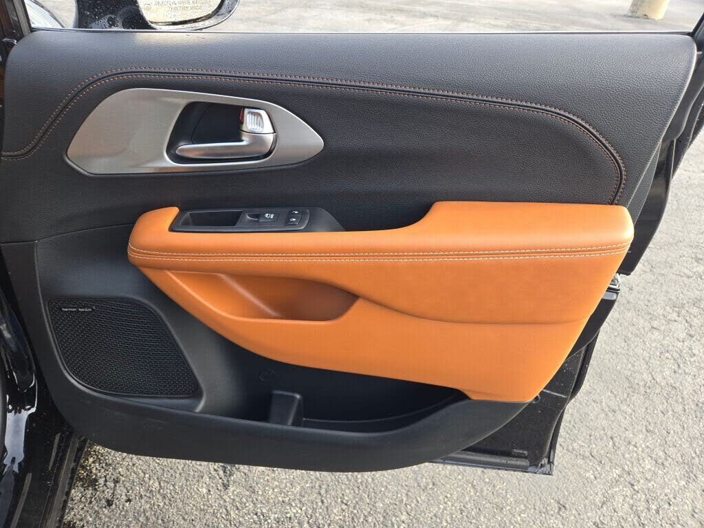 2026 Chrysler Pacifica