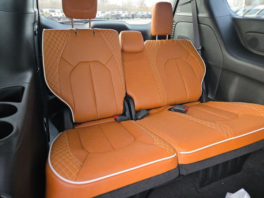 2026 Chrysler Pacifica