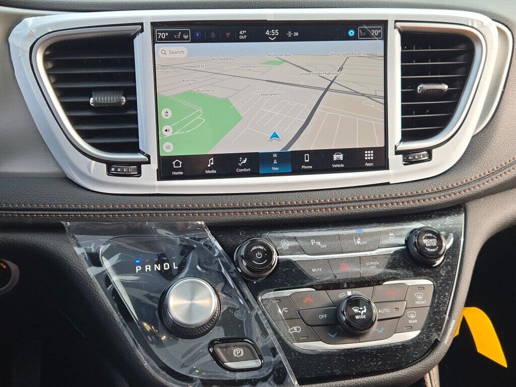 2026 Chrysler Pacifica
