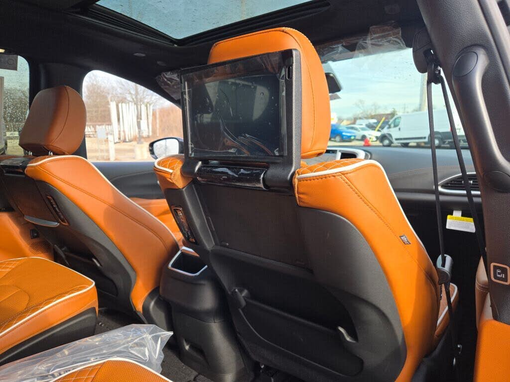 2026 Chrysler Pacifica