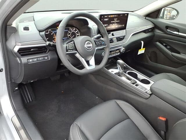2025 Nissan Altima