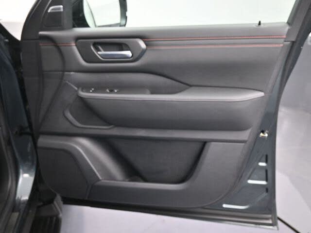 2025 Nissan Armada