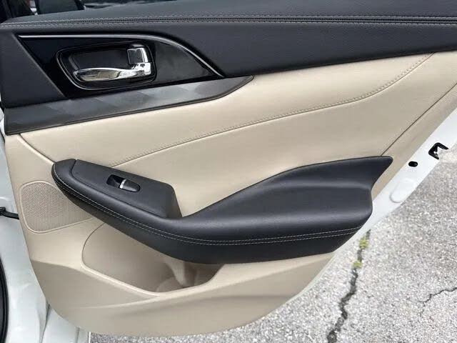 2020 Nissan Maxima