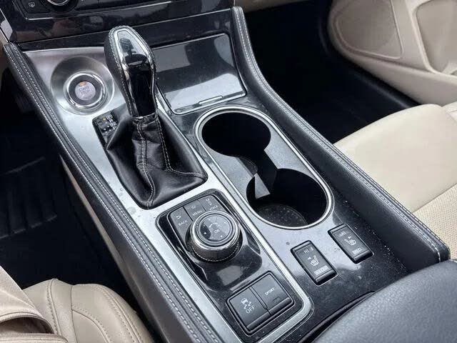 2020 Nissan Maxima