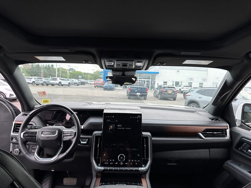 2025 GMC Yukon