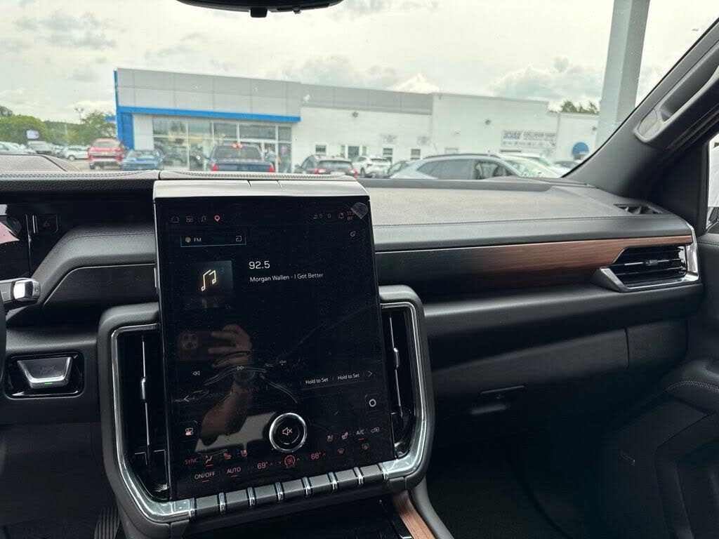 2025 GMC Yukon
