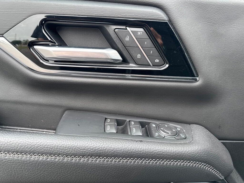 2025 GMC Yukon