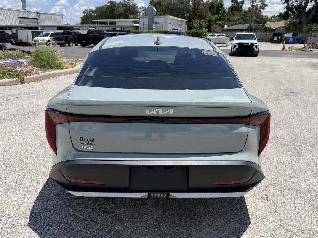 2026 Kia K4