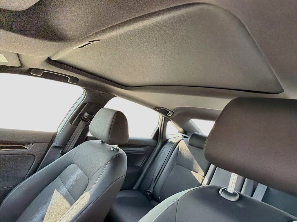 2025 Honda Civic Hybrid