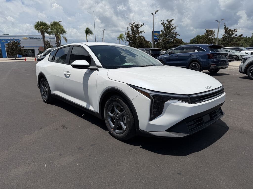 2026 Kia K4