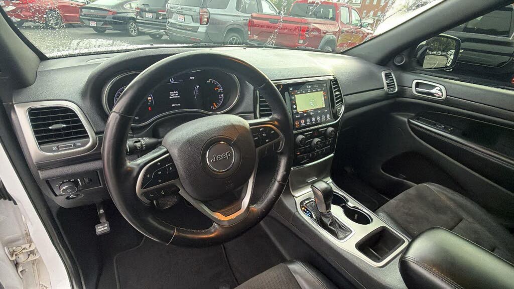 2020 Jeep Grand Cherokee