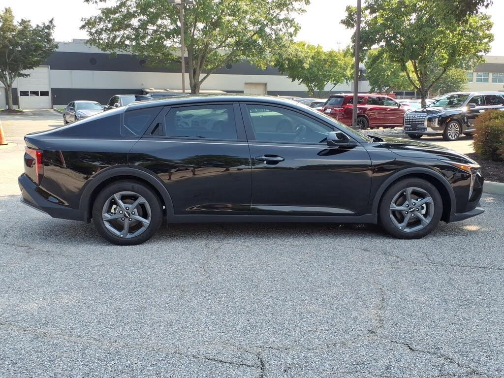 2025 Kia K4