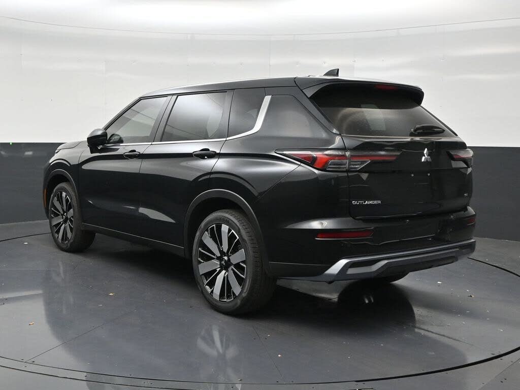 2026 Mitsubishi Outlander