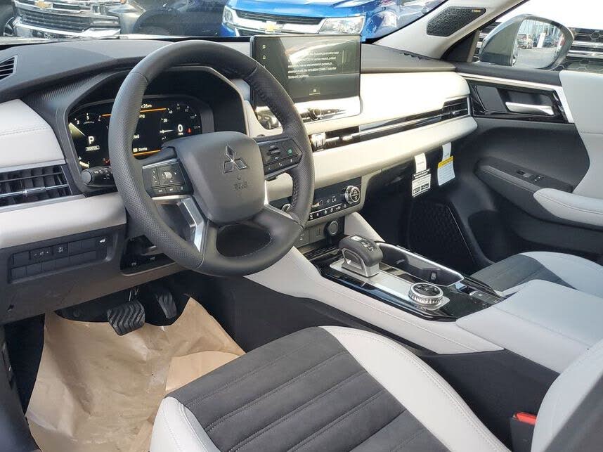 2026 Mitsubishi Outlander