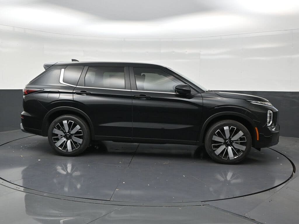 2026 Mitsubishi Outlander