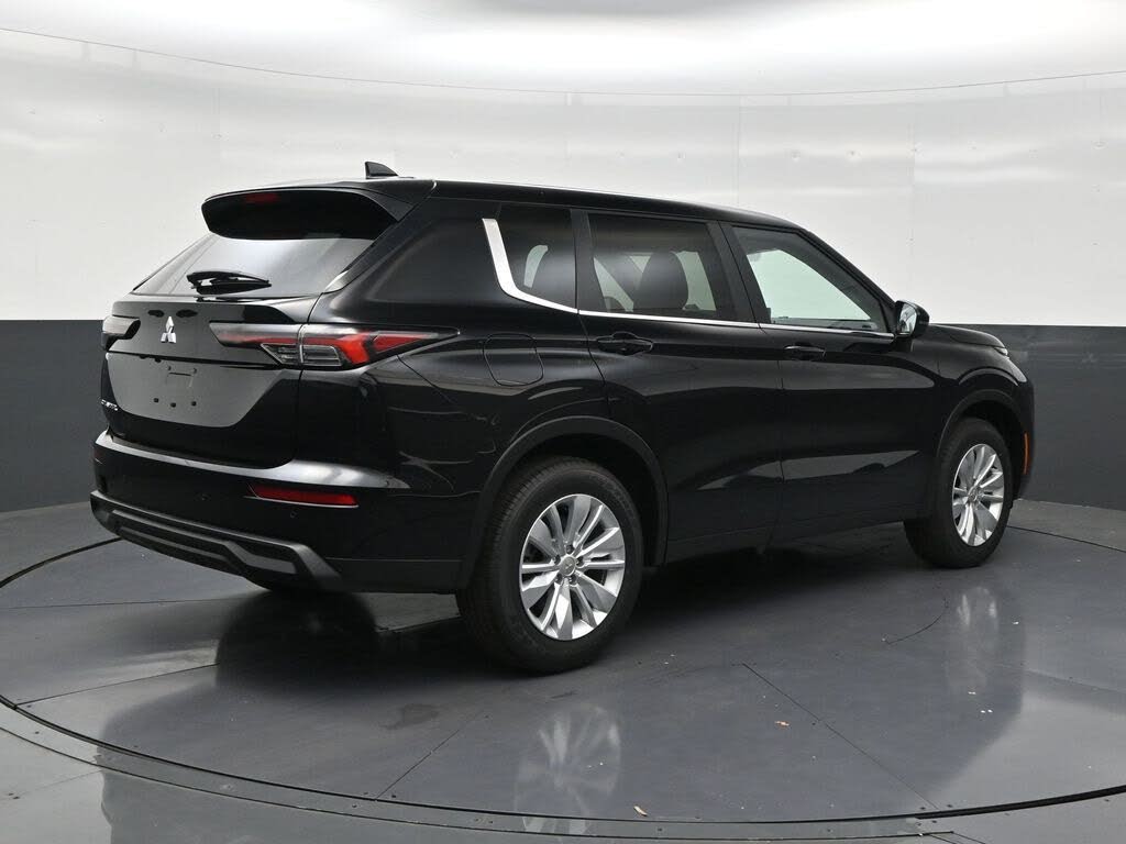 2026 Mitsubishi Outlander