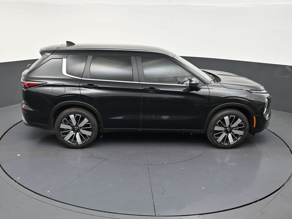 2026 Mitsubishi Outlander