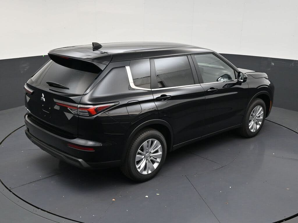 2026 Mitsubishi Outlander