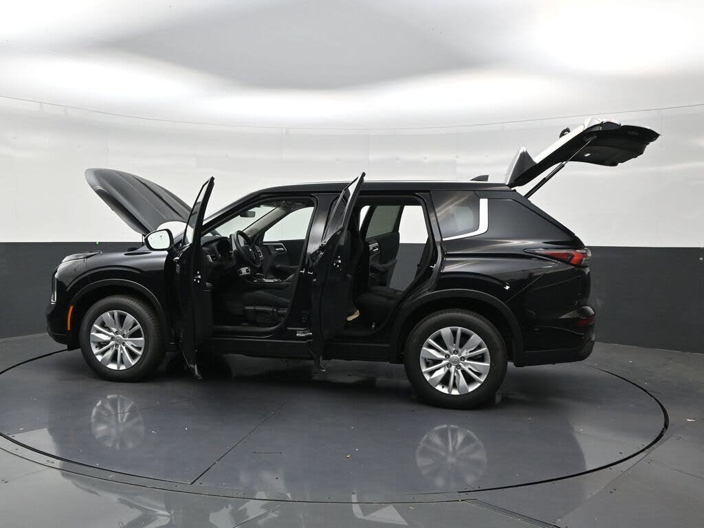 2026 Mitsubishi Outlander