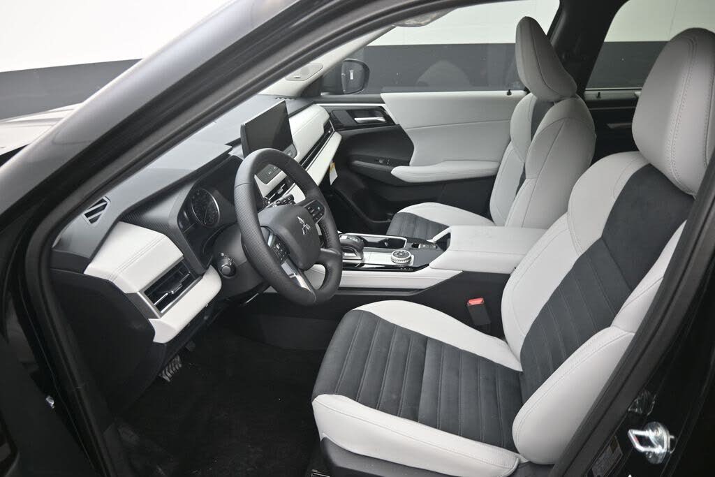2026 Mitsubishi Outlander