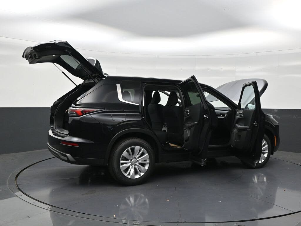 2026 Mitsubishi Outlander